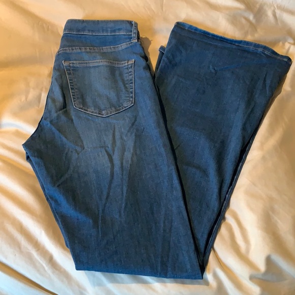 Topshop Jamie Flare Jean - Picture 2 of 3